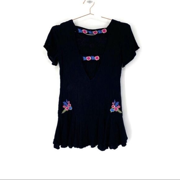 Rahi Cali Dress Floral Embroidered womens size Small Black - Picture 3 of 12